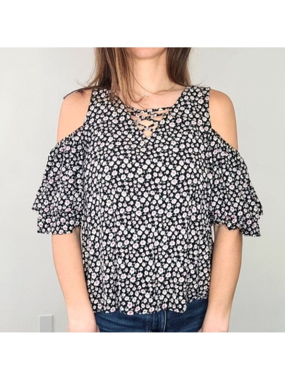 SO Floral Cold Shoulder Layered Sleeve Blouse Size Medium